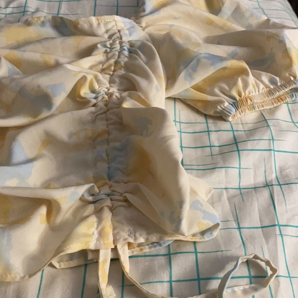 Crop top - Picture 2 of 3